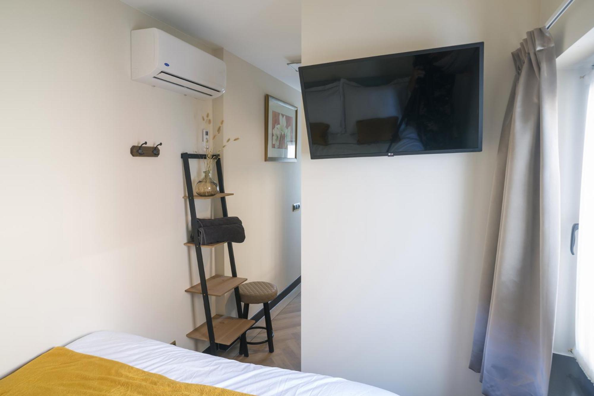 Cozy With New Shower Near Popodium 013 * Tilburg