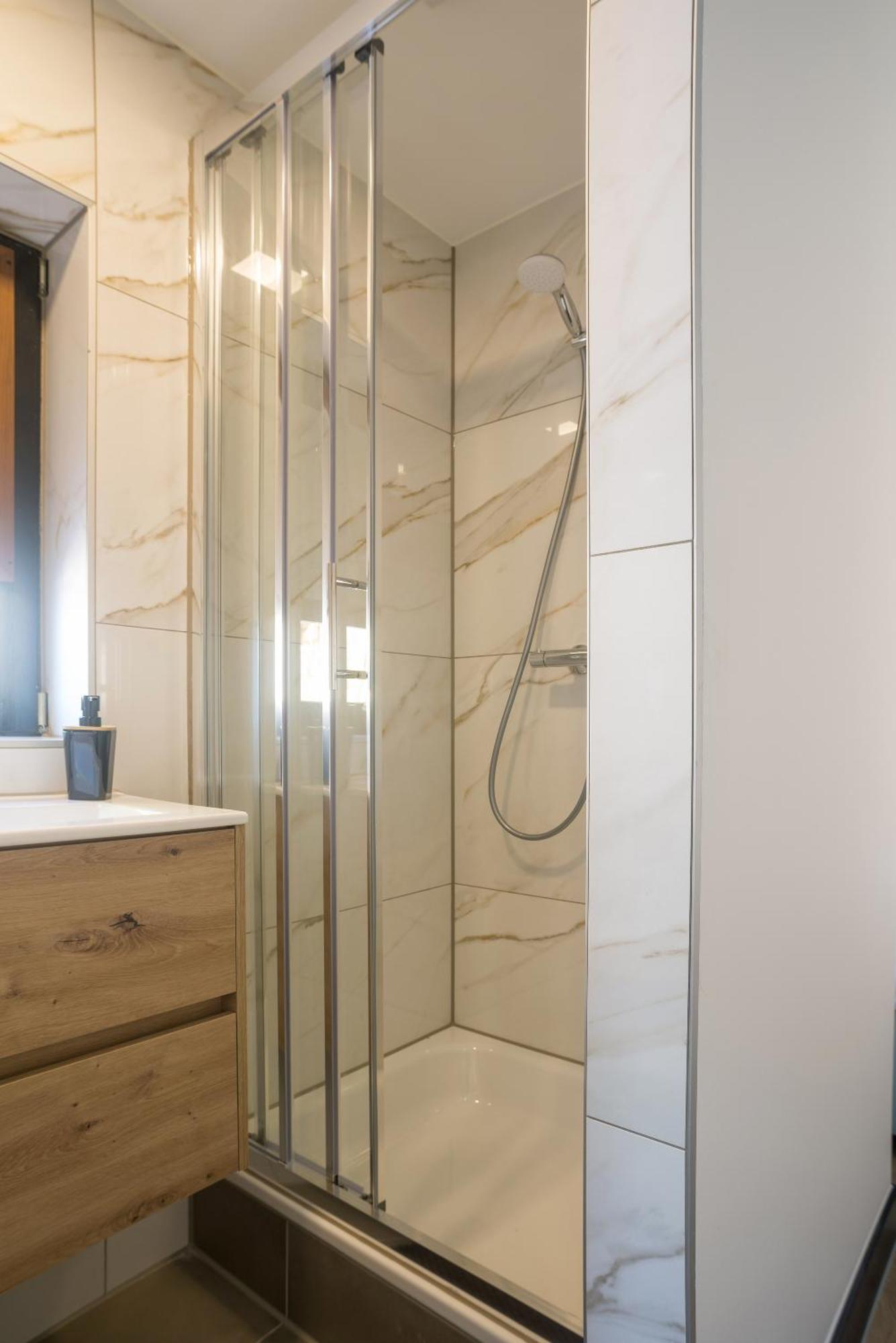 Cozy With New Shower Near Popodium 013